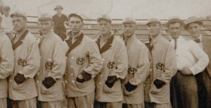 Mason City IOWA RPPC 1910 BASEBALL TEAM Posing UNIFORMS Coaches Caps IA