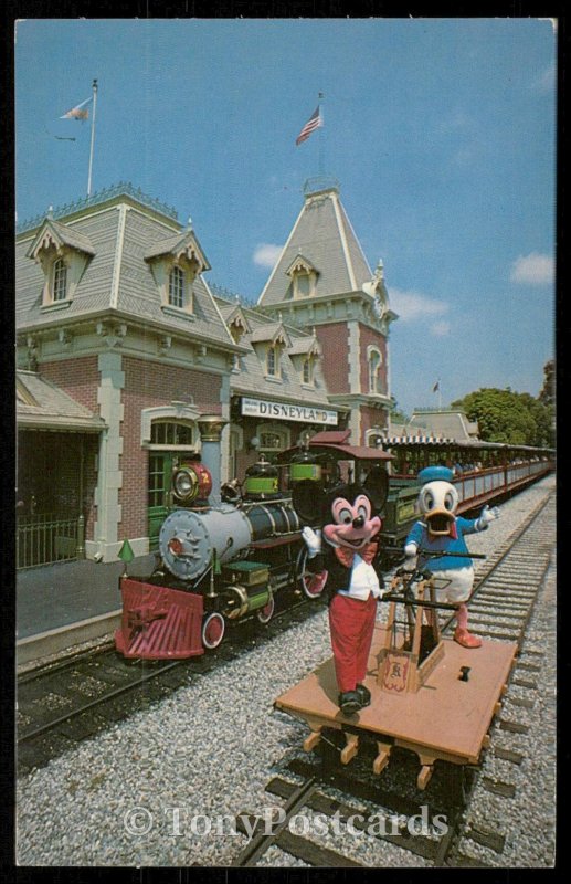 Train Station - Mickey and Donald Duck