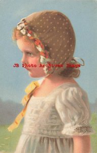 Klein Tradel, Meissner & Buch No 2618, Young Girl in Native Ethnic Clothes