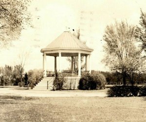 Vintage RPPC Band Stand Parade Ground Ft. Des Maines, IO Postcard P87