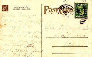 Humor - Country Lasses