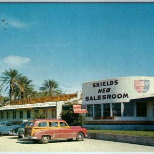 c1950s Palm Springs Indio CA Shields Date Garden Showroom Stationwagon Car  A215