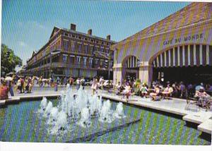 Louisiana New Orleans Cafe Du Monde and Pontalba Apartments