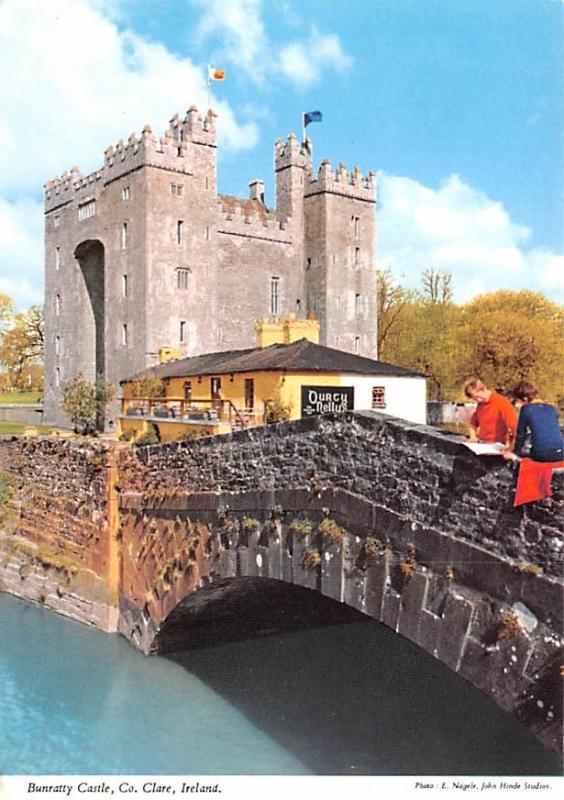 Bunratty Castle - Co Clare, Ireland