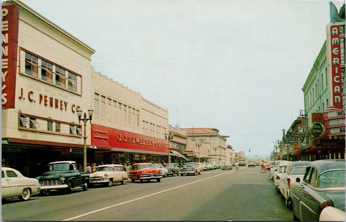 Bellingham WA Cornwall St JC Penney JJ Newberry American Theatre Postcard H24 United States