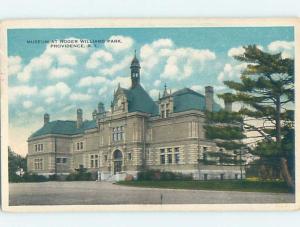 W-Border MUSEUM SCENE Providence Rhode Island RI ho9825