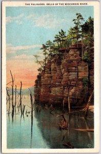 Picturesque View of The Palisades Dells of The Wisconsin River Postcard