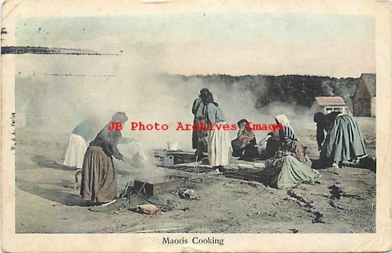 New Zealand, Maoris Cooking, 1908 PM, W & A Series 