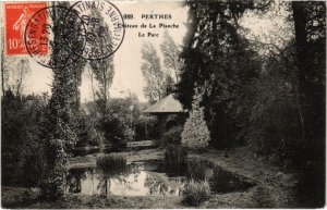 CPA PERTHES Chateau de la Planche - Le Parc (1299107)