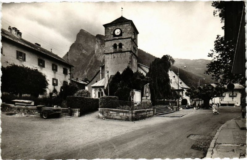 CPA SAMOENS alt 714 m - L'Église (248296)