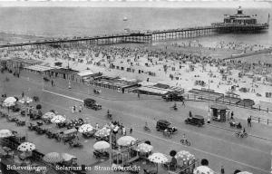 B93859 scheveningen solarium en strandoverzicht car voiture   netherlands