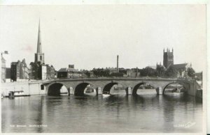 Worcestershire Postcard - The Bridge - Real Photograph - Ref TZ3141