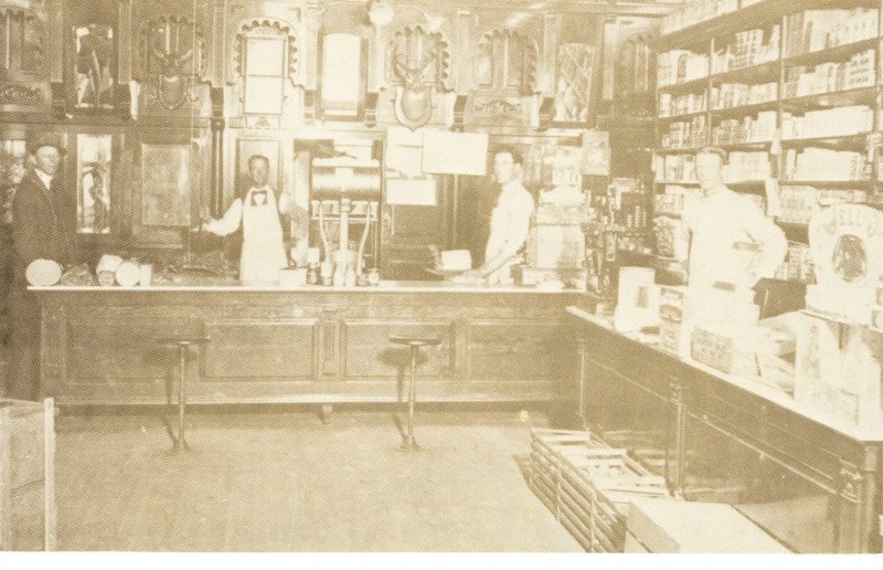 US    PC5319 INTERIOR OF SMALL TOWN MEAT MARKET