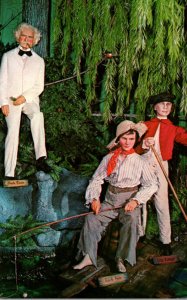 Florida St Petersburg The London Wax Museum Mark Twain With Huck Finn and Tom...