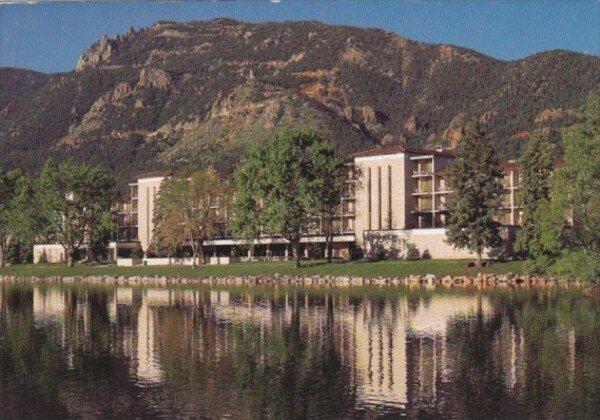 Colotrado Colorado Springs The Broadmoor Hotel West Building