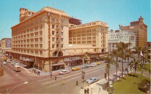 Road Runner #C24234 1960s US Grant Hotel San Diego California Postcard 21-2038