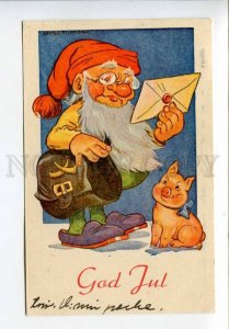 423116 TILGMANN Cute PIG & SANTA CLAUS Gnome Vintage postcard