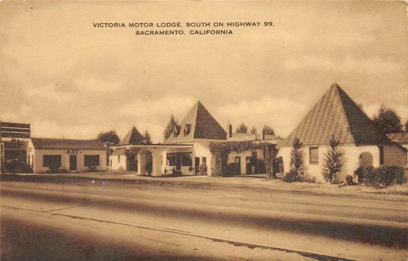 VICTORIA MOTOR LODGE Highway 99 Roadside Sacramento, CA c1930s Vintage Postcard