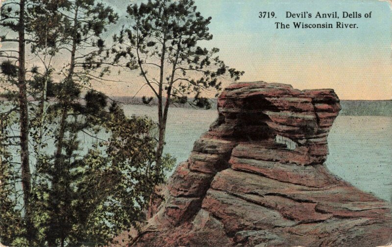 Postcard Devils Anvil Dells of the Wisconsin River 