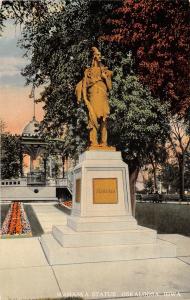A66/ Oskaloosa Iowa Ia Postcard c1910 Mahaska Statue Monument Native American 1