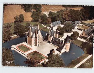 Postcard Vue aérienne, Château du Moulin, Lassay-sur-Croisne, France