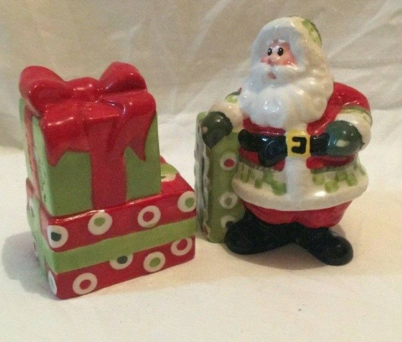 FITZ & FLOYD 2008 HOLIDAY CHEER SALT PEPPER SET BOXED SANTA CHRISTMAS XMAS (bxd)