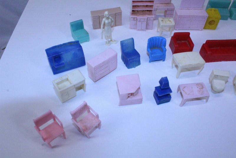 Lot of 35 Vintage Collectible Plastic Mini Doll House Furniture PCS by Superior