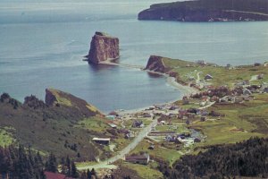 Canada Perce Rock Gaspé Peninsula Vintage Postcard BS.07