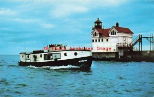 IL, Waukegan, Illinois, Mathon's Restaurant Fishing Boat Mathon, Light House