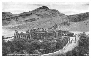 EDINBURGH, UK Scotland    THE PALACE OF HOLYROODHOUSE     Black & White Postcard