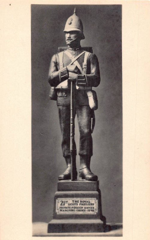 Edinburgh Castle Museum Statue Royal Scots Fusiliers Soldier Uniform postcard