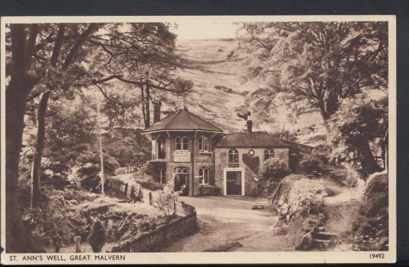 Worcestershire Postcard - St Ann's Well, Great Malvern    RS9248