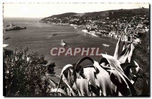 Modern Postcard Villefranche Sur Mer City View and & # 39escadre stranded Boats