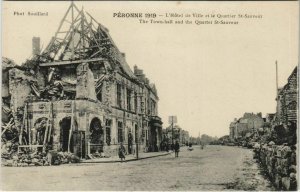 CPA Guerre Military PÉRONNE Hotel de Ville Quartier St-Sauveur (807925)