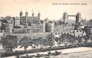 BR61057 tower of london and tower bridge chariot  london  uk