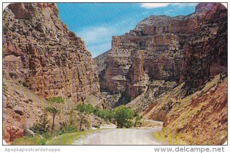 Wyoming Big Horn Mountains Ruged Cliffs At The Entrance To Shell Canon On Hig...