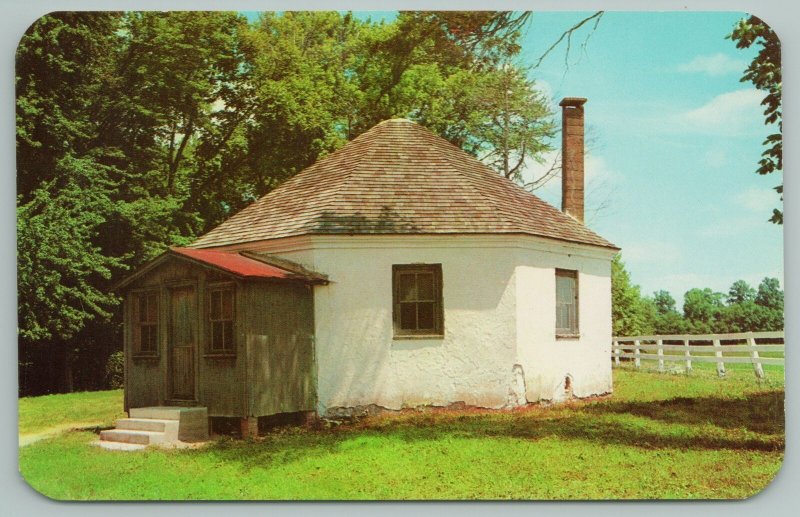 Delaware~Octagonal Schoolhouse Near Little Creek~Vintage Postcard