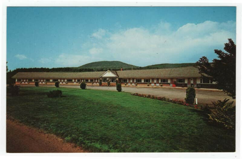 Rumford, Maine, Vintage Postcard View of Linnell Motel, 1967