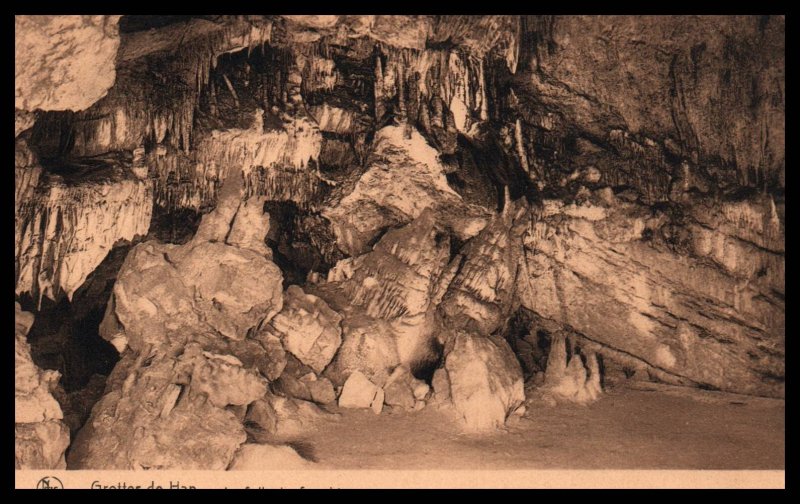 La Salle des Sacrabees,Grottes de Han,Belgium BIN