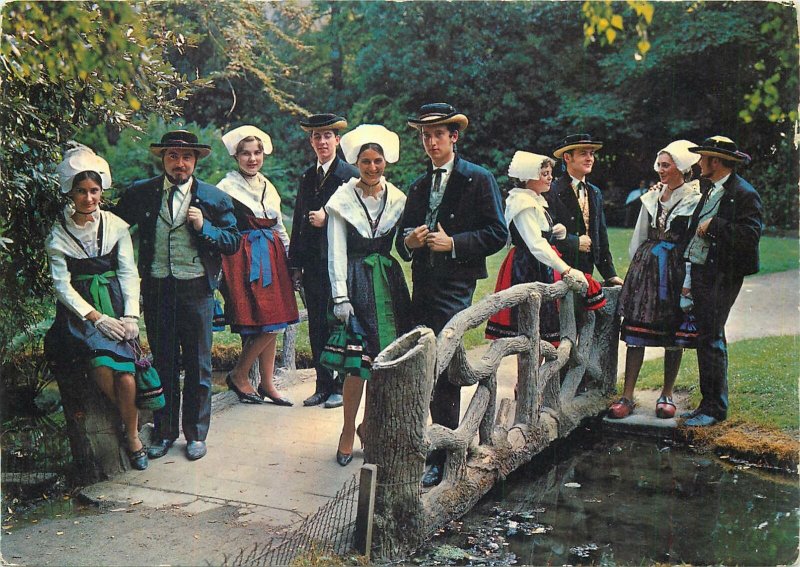 Postcard image de Bretagne Cercle folklorique de Rennes