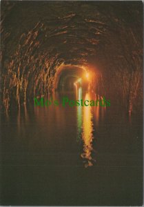 Derbyshire Postcard - Speedwell Cavern, Castleton, The Illuminated Canal RR18974