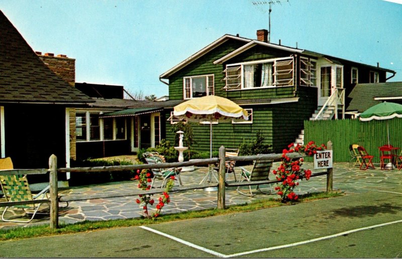 Connecticut Guilford Bernice's Restaurant Patio Entrance From The Parkin...