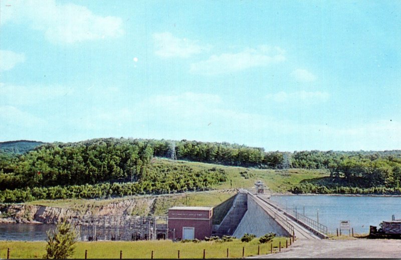 Connecticut Newtown Sandy Hook The Dam At Lake Lillinonah