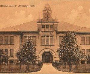 Central School Hibbing Minnesota Bloom Bros Publishing Postcard