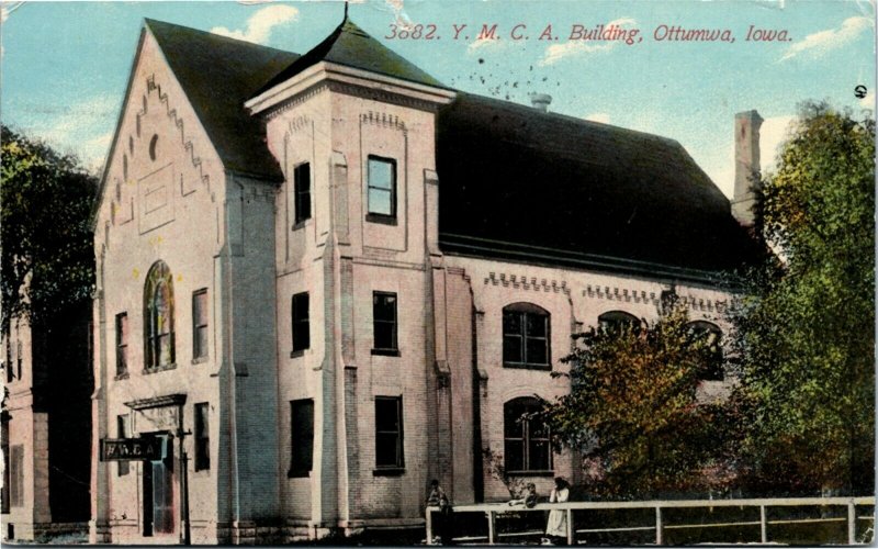 Vintage Postcard IA Wapello County Ottumwa Y. M. C. A. Building 1912 H14