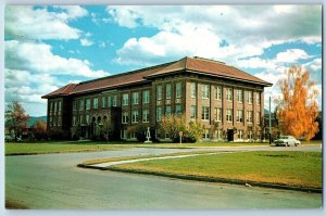 Bozeman Montana MT Postcard Roberts Hall Montana State College Exterior Scene