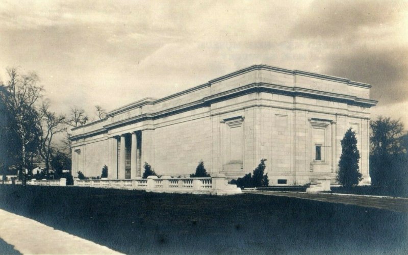 C.1900-10 RPPC J.B. Speed Memorial Museum, Louisville, Kentucky Real Photo F1 