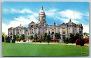 1952  Cheyenne  Wyoming  State Capitol Building  Postcard