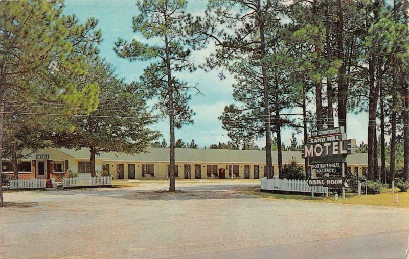 CLAXTON, Georgia GA   SAND HILL MOTEL  Roadside  EVANS COUNTY  ca1950's Postcard