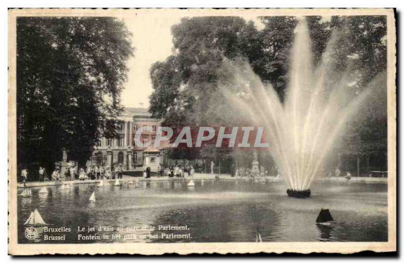 Old Postcard Brussels jet & # 39eau and parliament